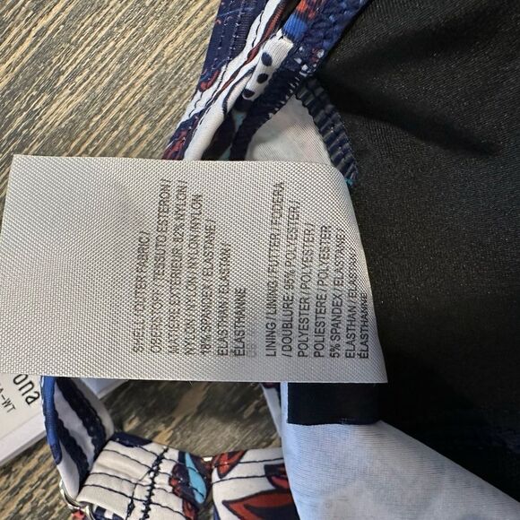 Perona paisley One Piece Tummy Control Swimsuit size 8 NWT - Picture 8 of 8